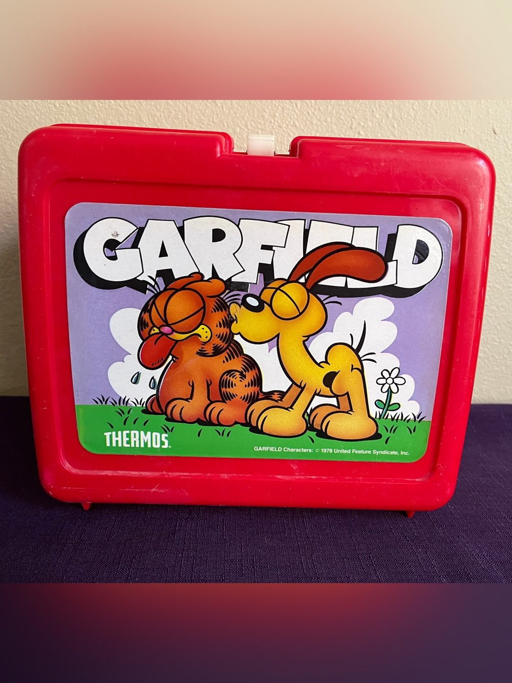 Vintage 1978 Garfield Thermos Lunch Box Red Plastic w Handle USA Made NO THERMOS
